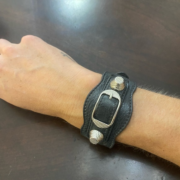 Balenciaga Gray Leather Arena Giant Wrap Bracelet - Picture 1 of 9